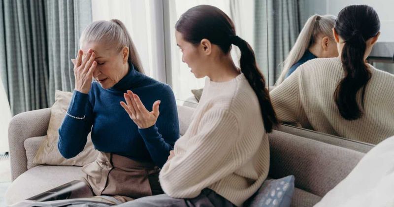 She thought her mom had no siblings until a secret DNA test yielded an aunt she'd never seen. Meeting her exposed what her mother had done
