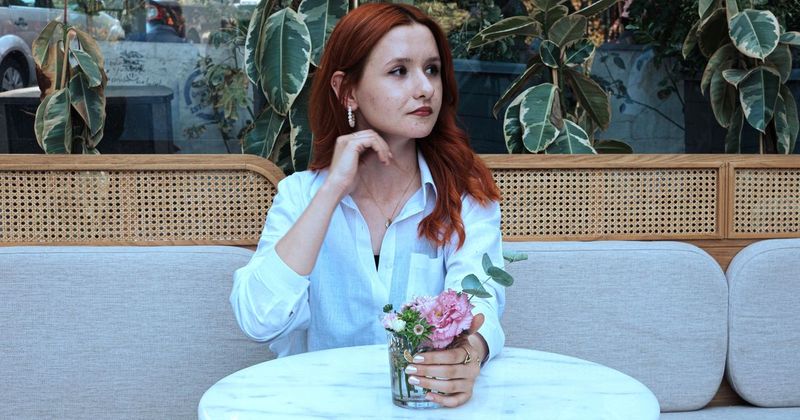 She flew to France for a third date with a pilot who stood her up. A year later, she learned he'd been 20 minutes away — and hiding a secret