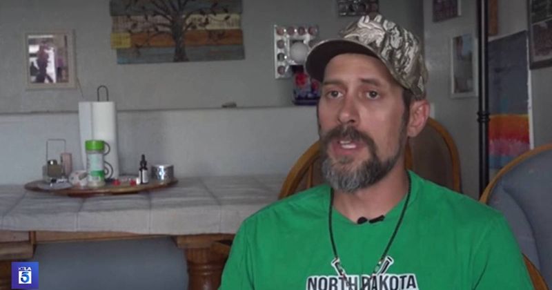 Man randomly chose a DNA test kit during a gift exchange — after 38 years, he realized he was living with the wrong parents and they had no idea