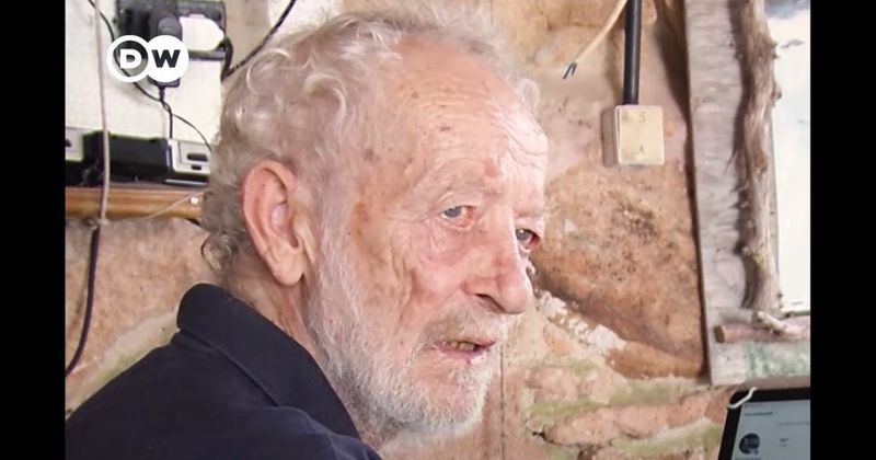 His catamaran washed ashore on a lonely island. He didn't budge for 32 years