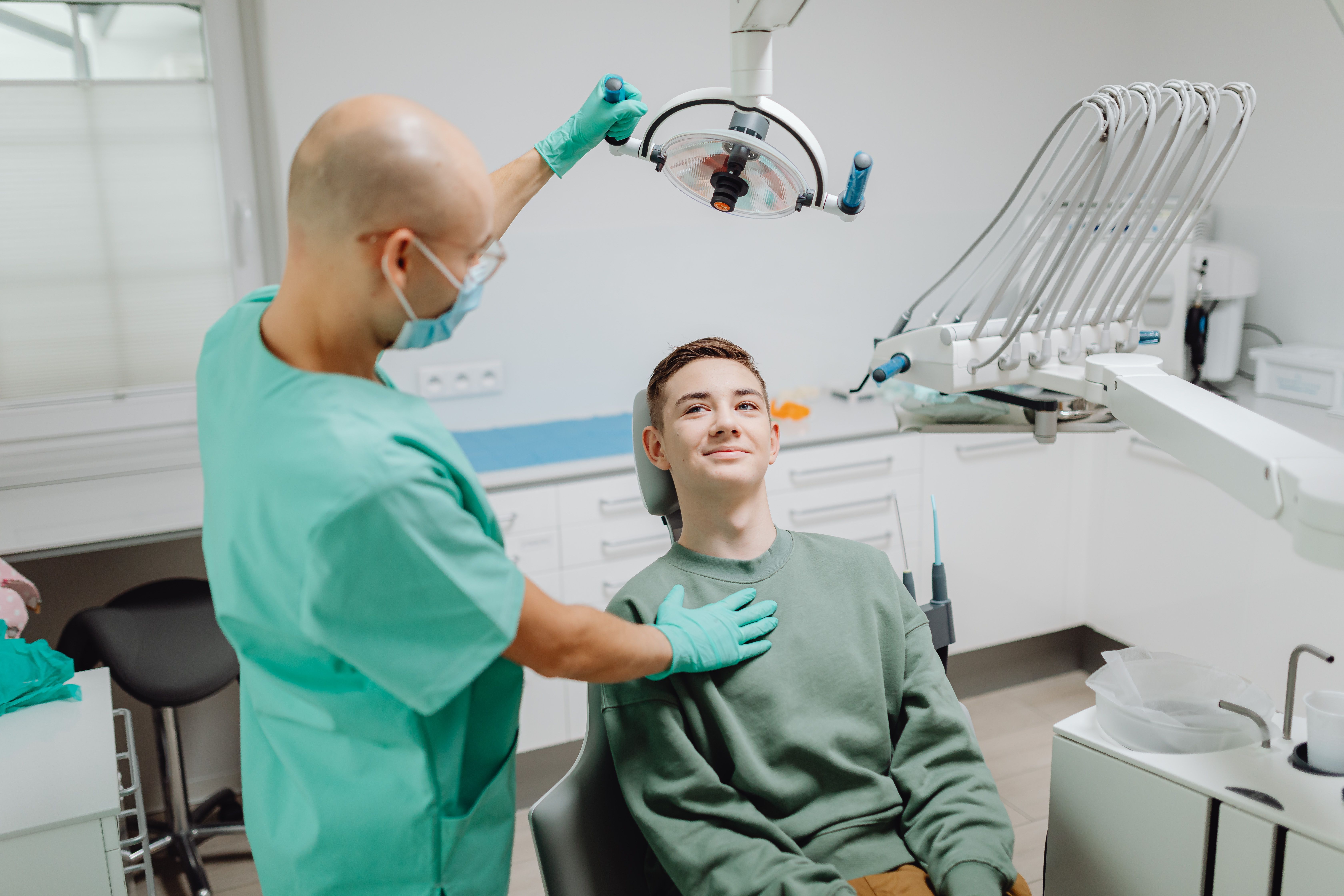 Doctor testing a patient in the hospital (Representative Image Source: Pexels | Photo by Kaboompics)