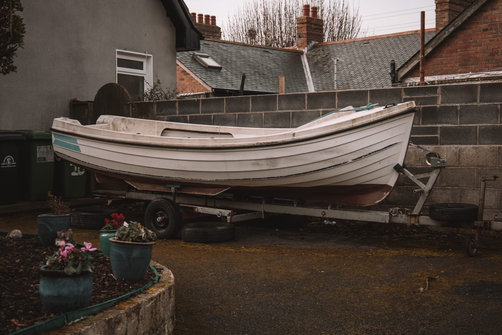 Boat parked in front of a house (Representative Image Source: Pexels | Photo by Joaquin Carfagna)