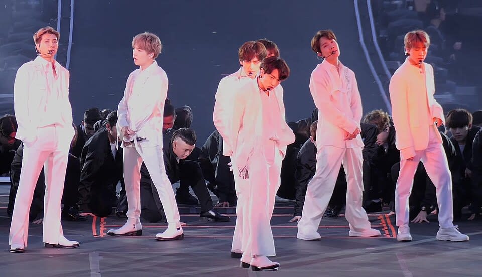 BTS performing