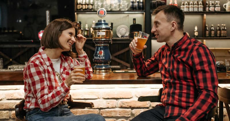 Her best friend caught her boyfriend holding hands with another girl at a bar while she was in Italy. His excuse made it even worse