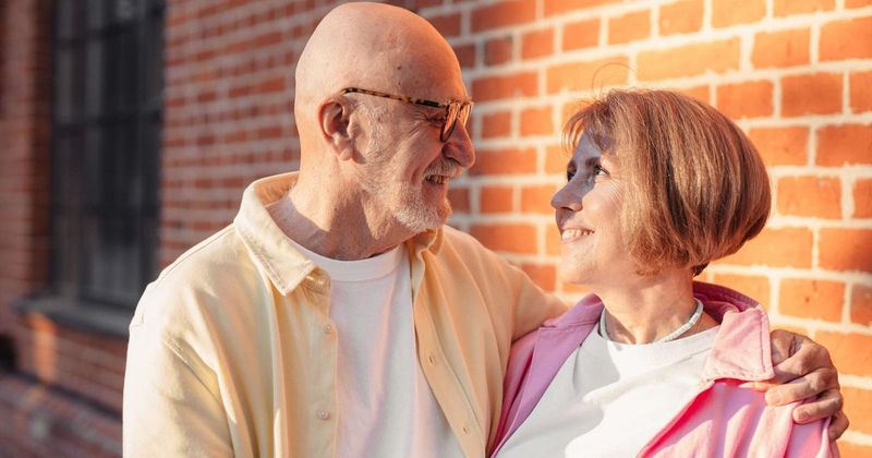 At 79, a man walked into beauty school to learn curling and mascara. His wife was losing her vision
