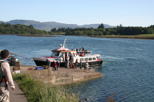 Hoy Lass at Ulva Ferry The jetty for the Ulva Ferry is also the starting point for the Turus Mara trips to Staffa and the Treshnish islands. Here passengers are disembarking from the Hoy Lass. (Image Source: Wikimedia Commons | Tim S Addison)
