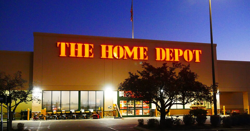 The Home Depot Home Improvement Store (Image Source: Wikimedia Commons | Photo by Rick Obst)