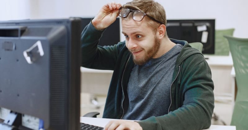 50% of Gen Z now do a 'background check' before the first date. Here's exactly what they're looking for